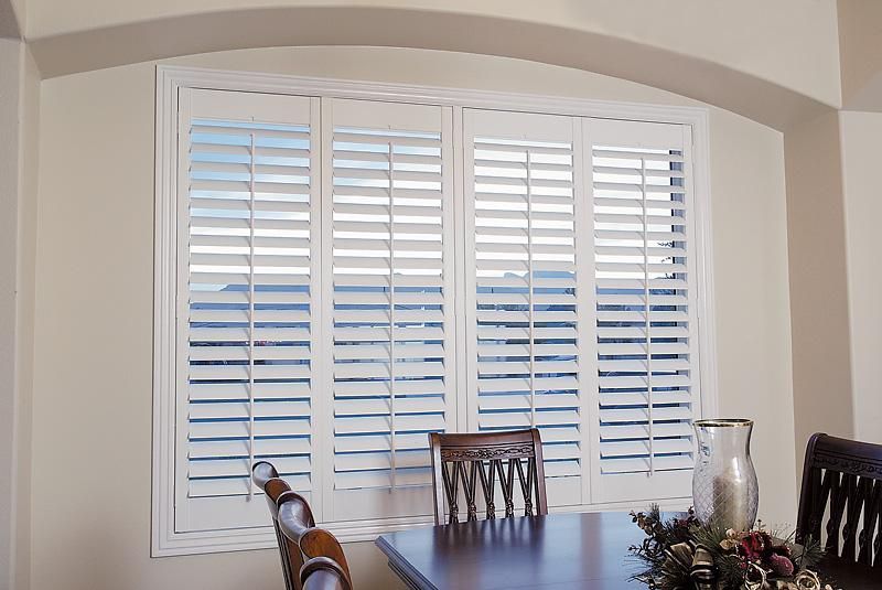 Custom plantation shutters living room - A&Q Custom Shutters Orlando
