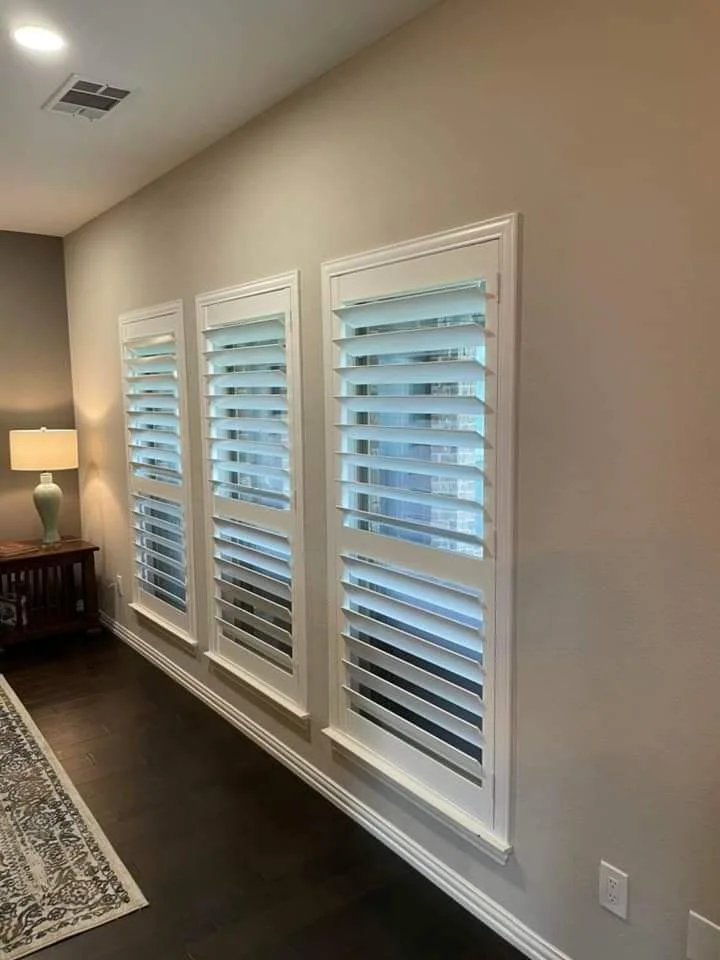 plantation shutters living room - A&Q Plantation Shutters Orlando