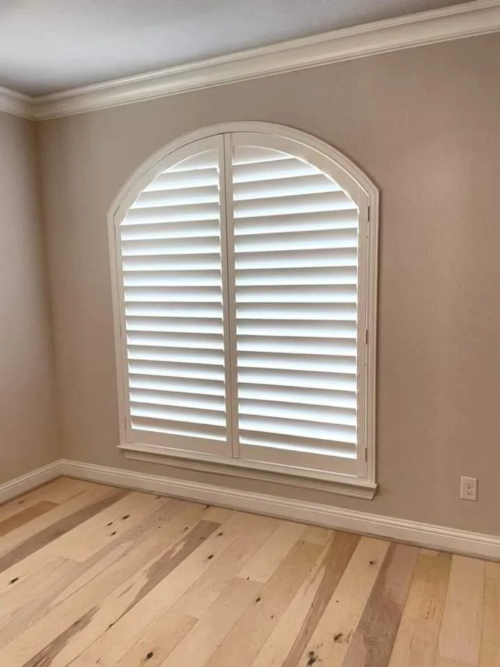 plantation shutters living room - A&Q Plantation Shutters Orlando